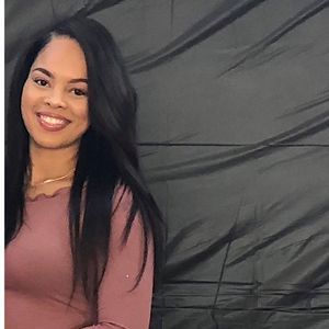 Meet your Posher, Marissa